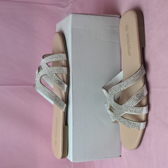 Olivia Miller Slip On Rhinestone Embellished Strappy Sandals size 8 - Picture 1 of 9